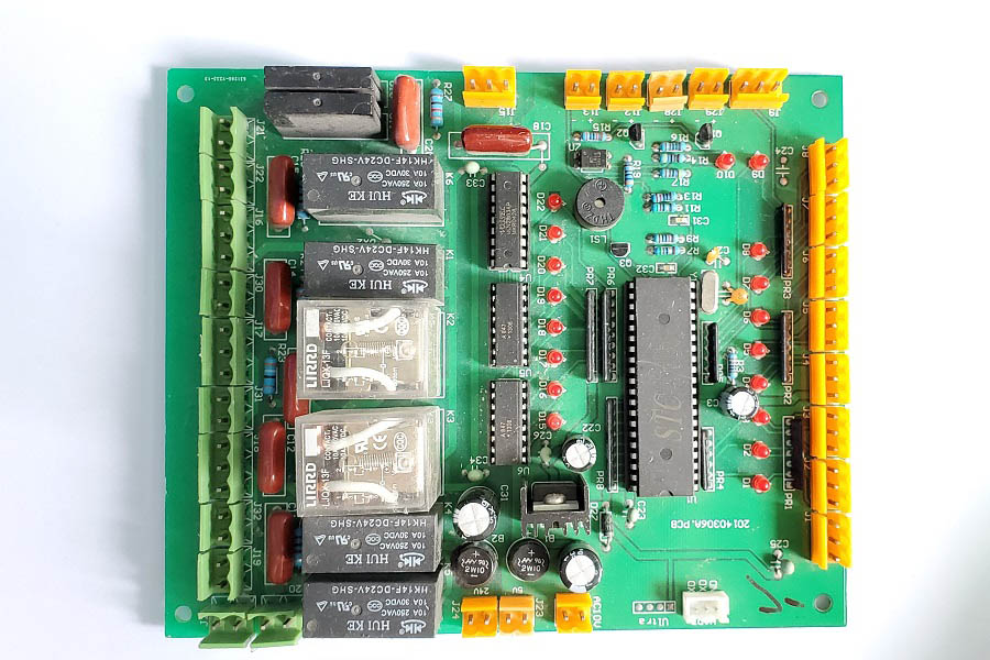 PCB设计中的开窗技巧：功能与应用